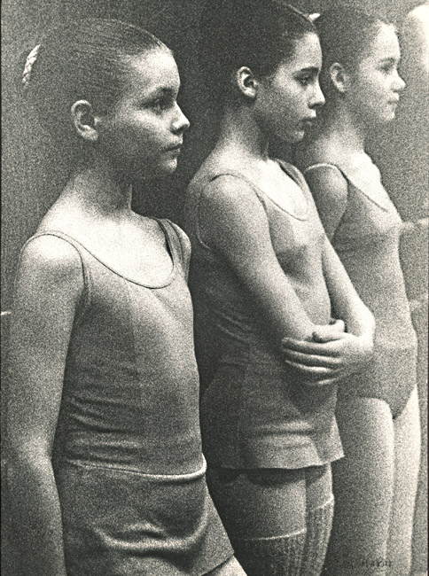 Young Ballerinas Young Ballerinas