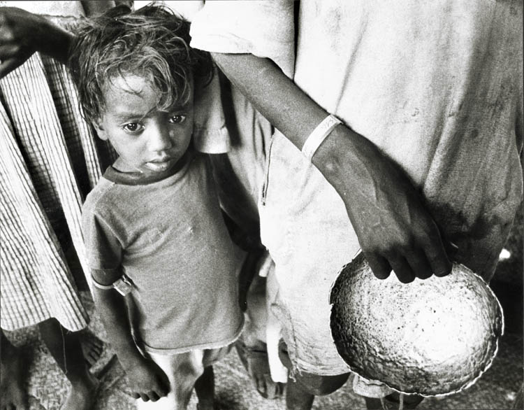 Young Ethiopian Child Caught in Famine in Ethiopia